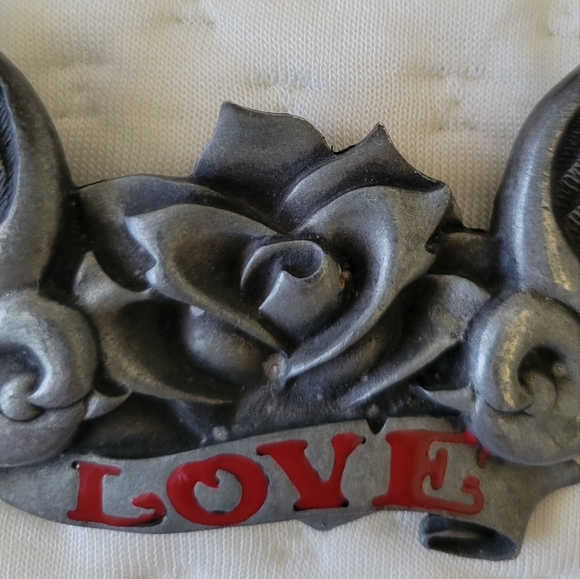 Metal belt buckle with a rose and sparrows - Picture 5 of 6